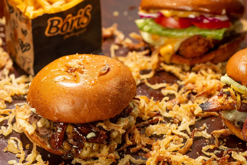 Bóris Burgers, Itacaré