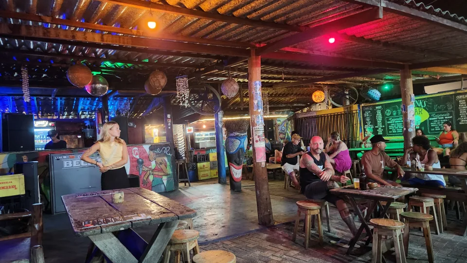 Favela Coffee Shop - Bar Musical, Itacaré