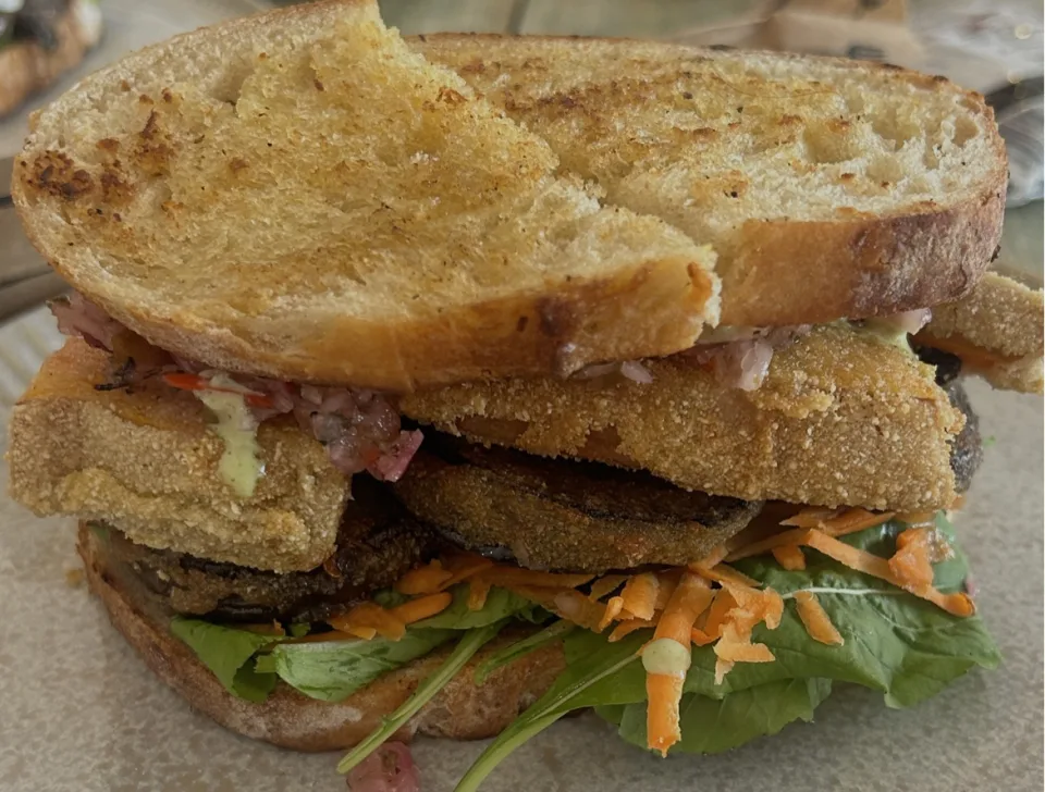 Clandestino | Sandwich club, Itacaré