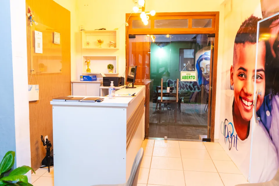 Dentista Cristianne Handa | Clínica CliDent Itacaré, Itacaré